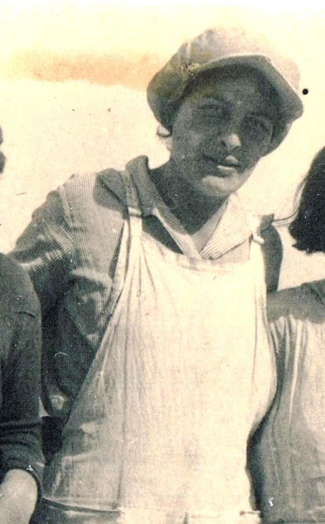 סבתא קלוזאp בונה 1935